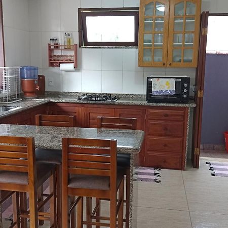 Casa Roxa Com Piscina Em Condominio 帕拉蒂 客房 照片