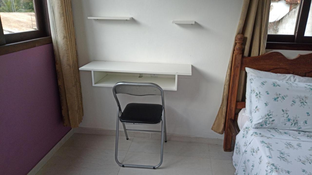 Casa Roxa Com Piscina Em Condominio 帕拉蒂 外观 照片